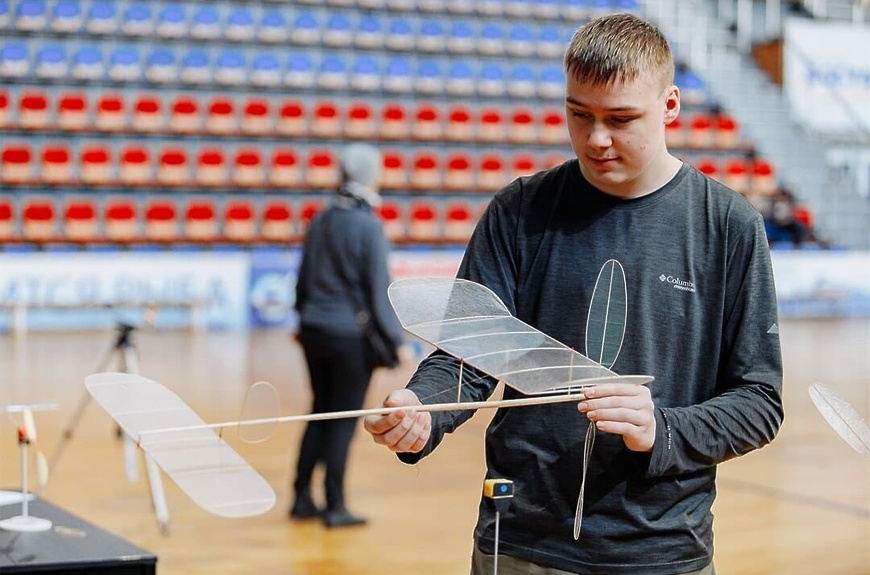 Чемпионат ЦФО по зальным электросамолетам